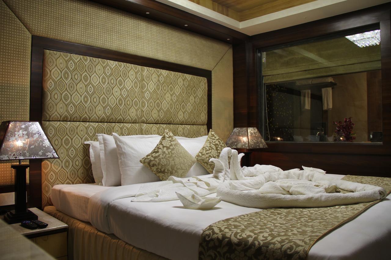 Hotel Golden Gate Indore Exterior foto