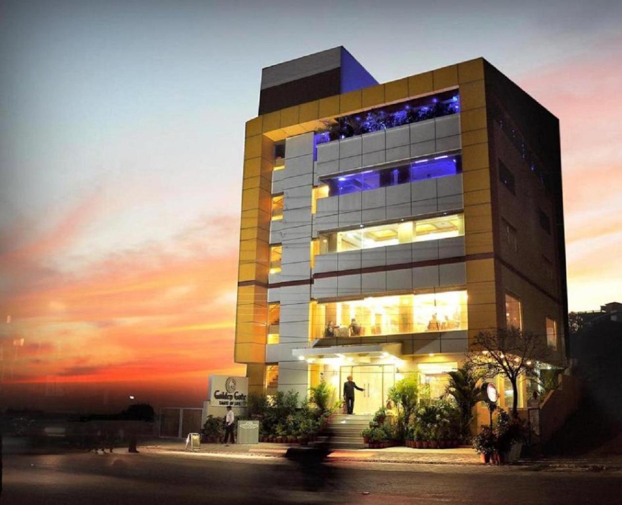 Hotel Golden Gate Indore Exterior foto